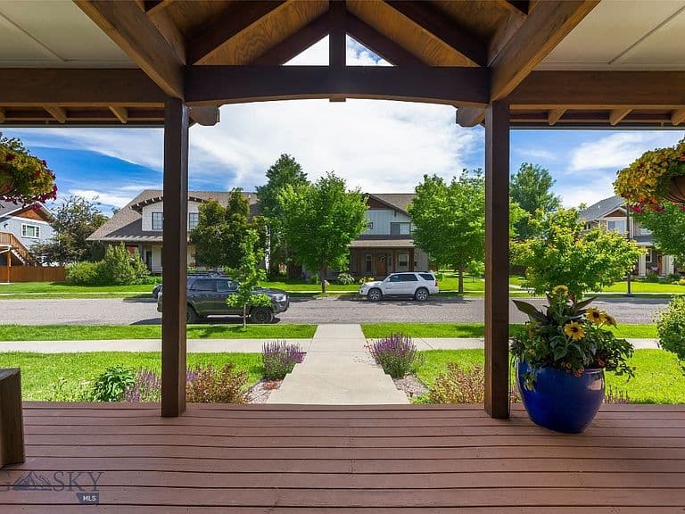 4445 Perry St photo 2