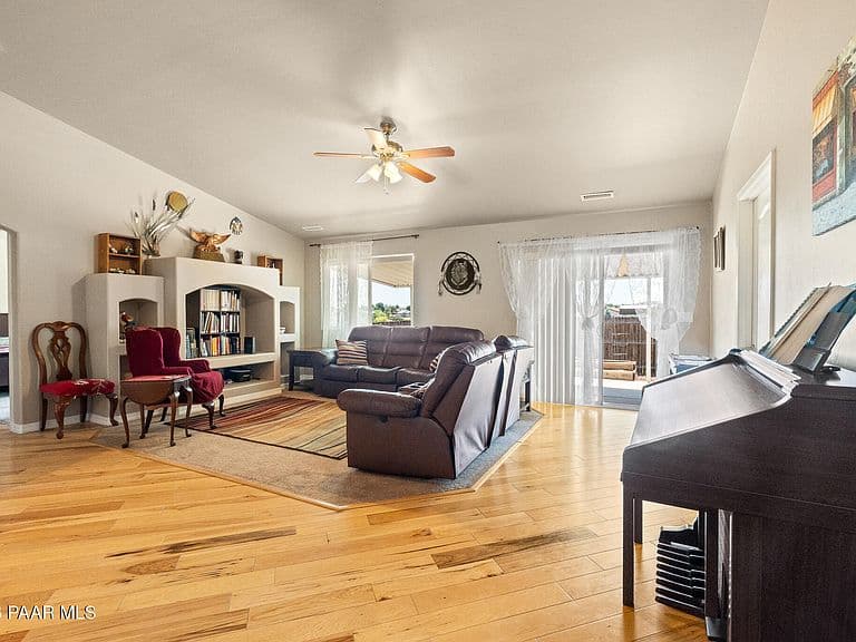 9321 E Manzanita Cir photo 5