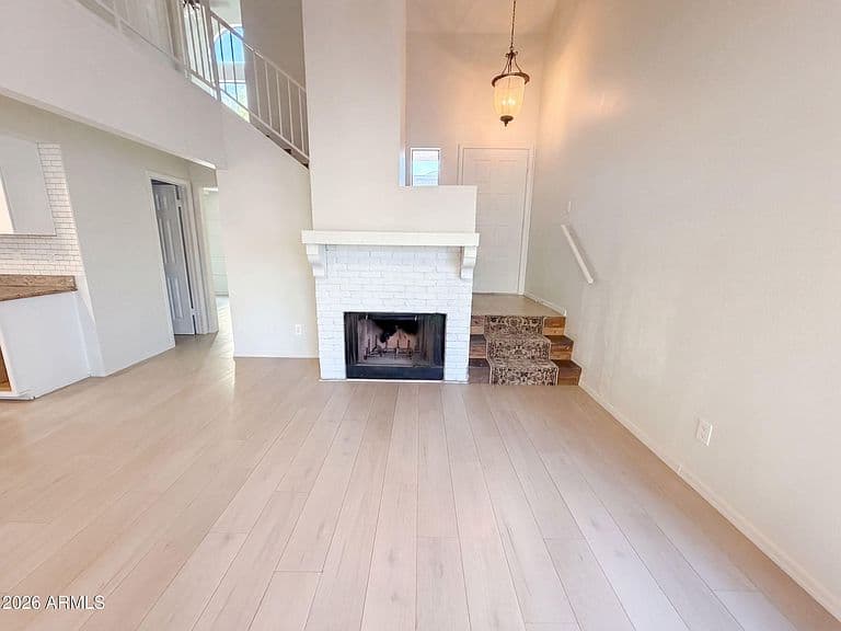 6723 W AIRE LIBRE Avenue photo 3