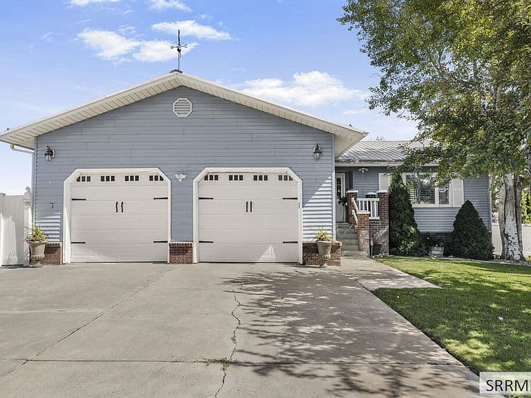 3245 S 55 W photo 3
