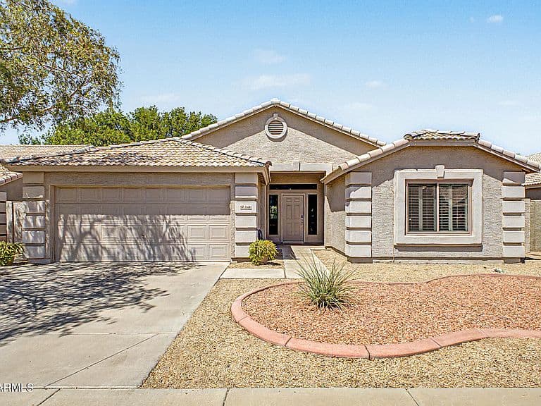 5168 W AUGUSTA Avenue photo 4