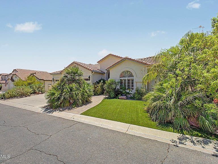 4639 E LA MIRADA Way photo 4
