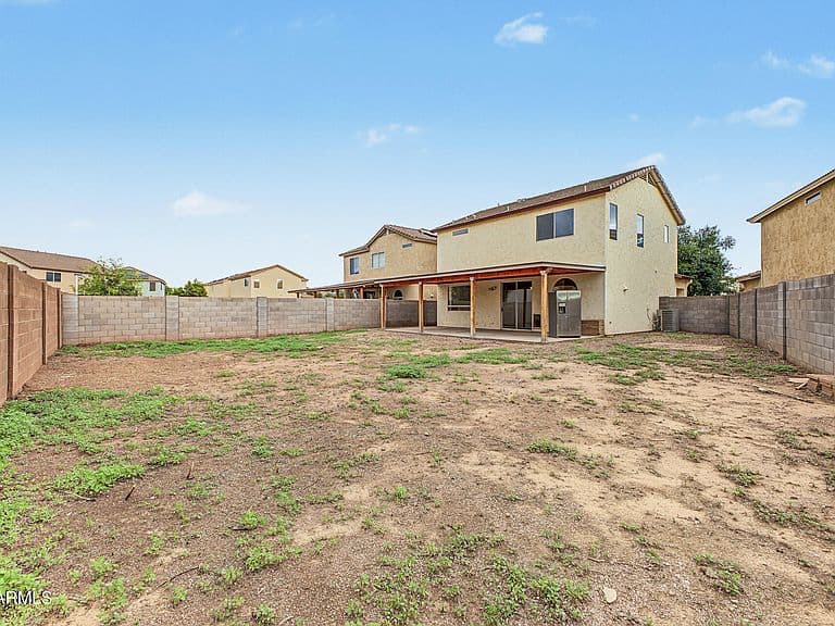 1116 E ALTADONNA Street photo 5