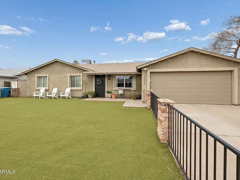14408 N 36TH Place photo 1
