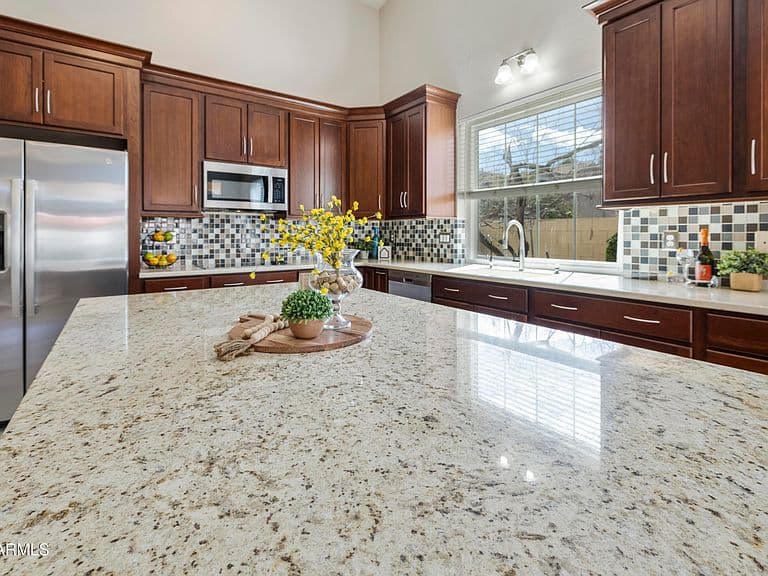 1156 N Jamaica Way photo 2