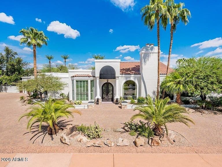 6332 E VISTA Drive photo 2