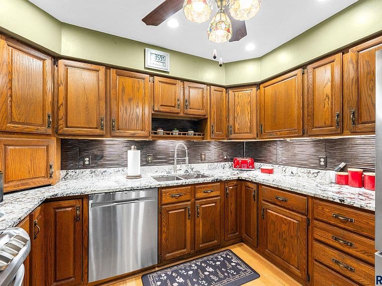 4508 S Highland Ave photo 4
