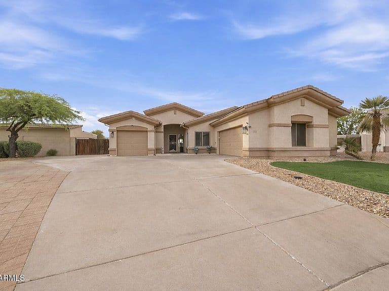13350 W LA REATA Avenue photo 2