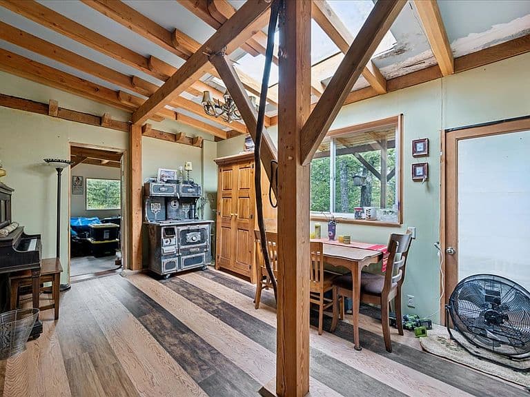 106 Bent Pine Ln photo 3