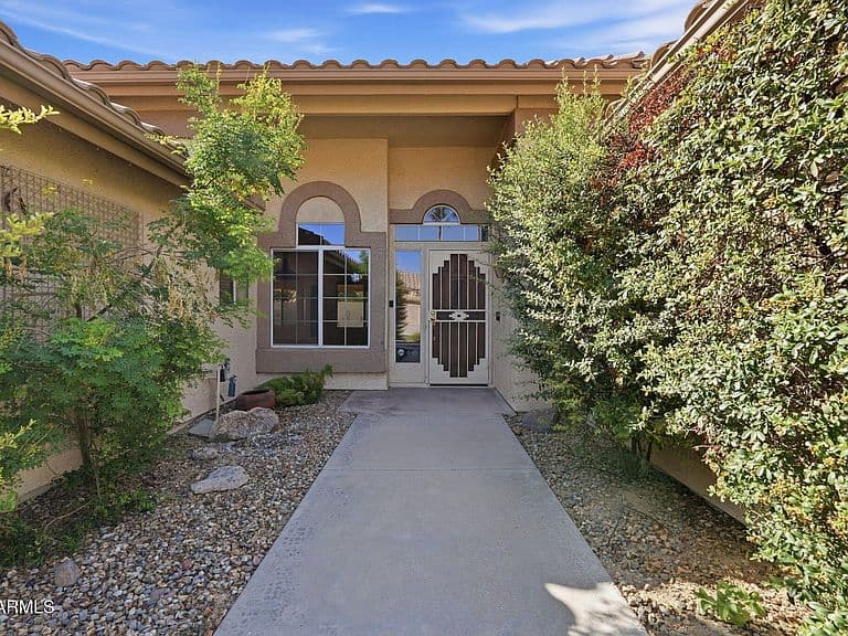 8461 W ROSEMONTE Drive photo 3