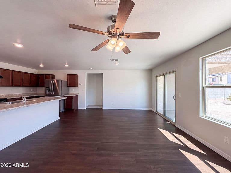 25797 W SIESTA Way photo 3