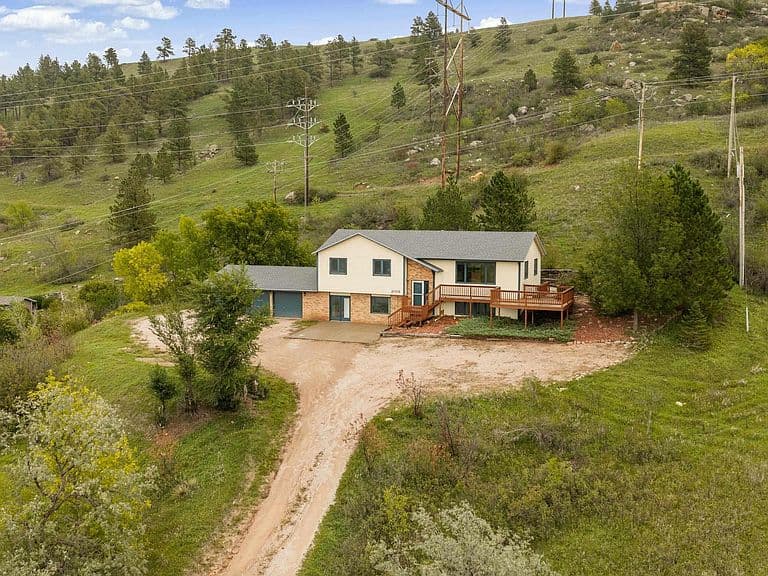 2108 Harney Dr photo 2