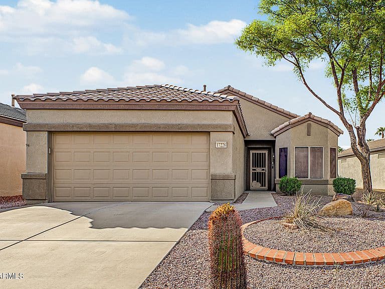 17226 N firestone Lane photo 1