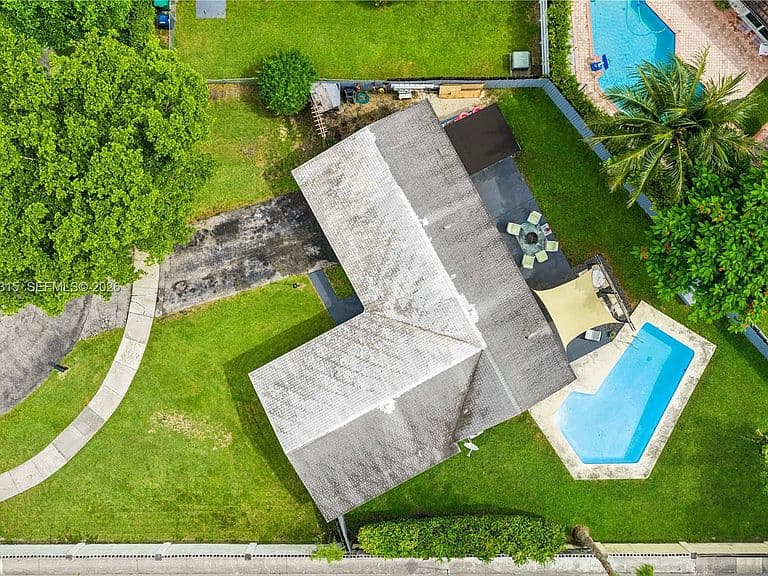 10331 SW 130th Ave photo 4