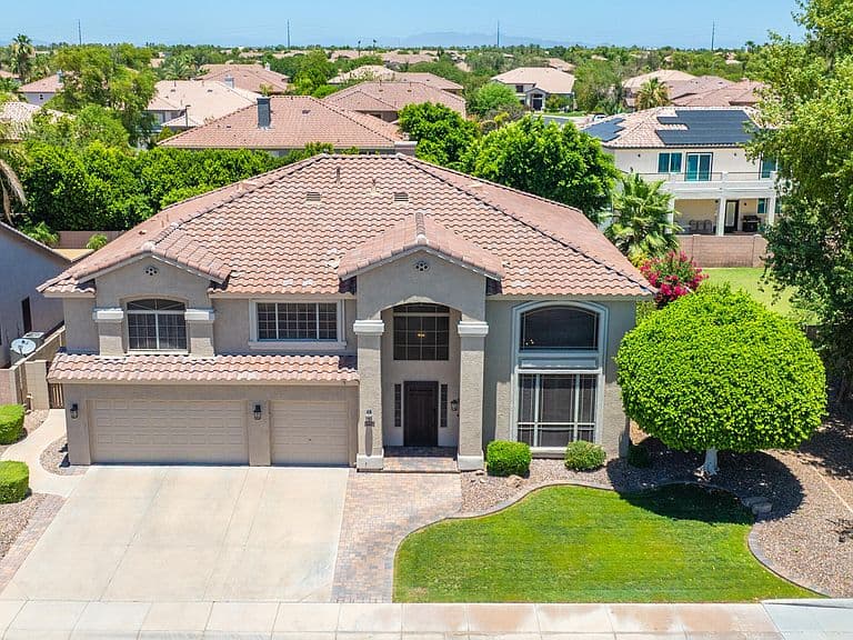 1450 E CRESCENT Way photo 3