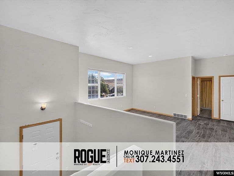 2372 S Beverly St photo 5