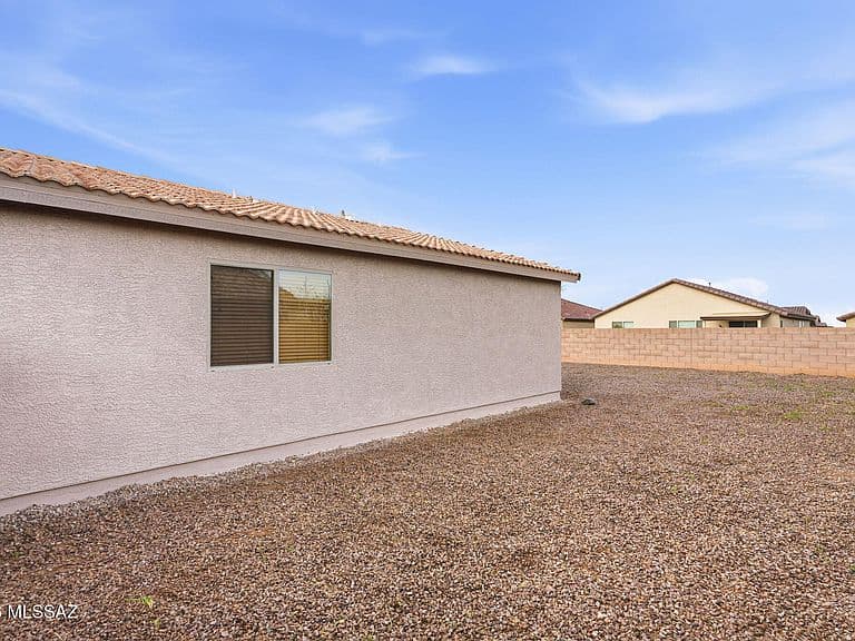5556 S Desert Redbud Dr photo 4