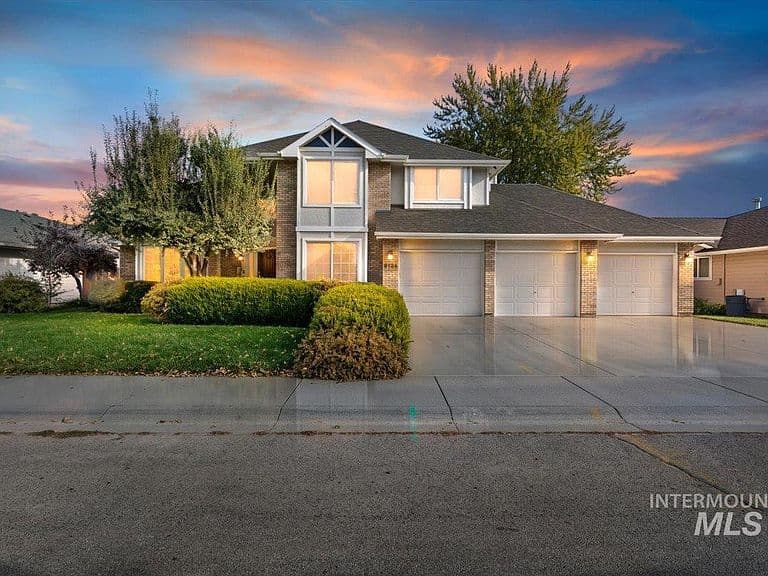 8124 W Thunder Mountain Dr photo 1