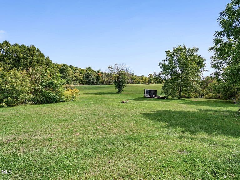 2304 Co Rd 31 photo 3