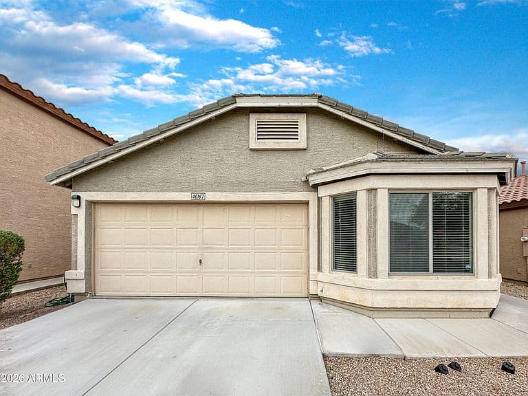 40167 W Thornberry Lane photo 1