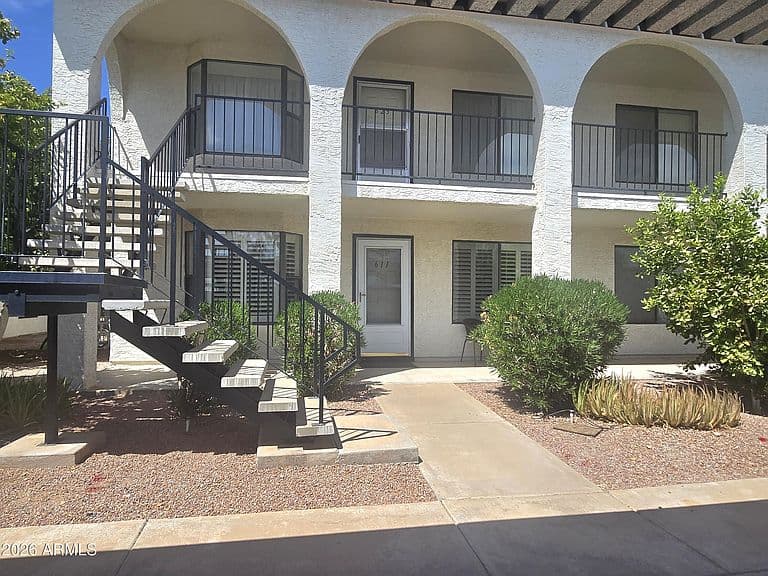 3270 S GOLDFIELD Road #611 photo 1