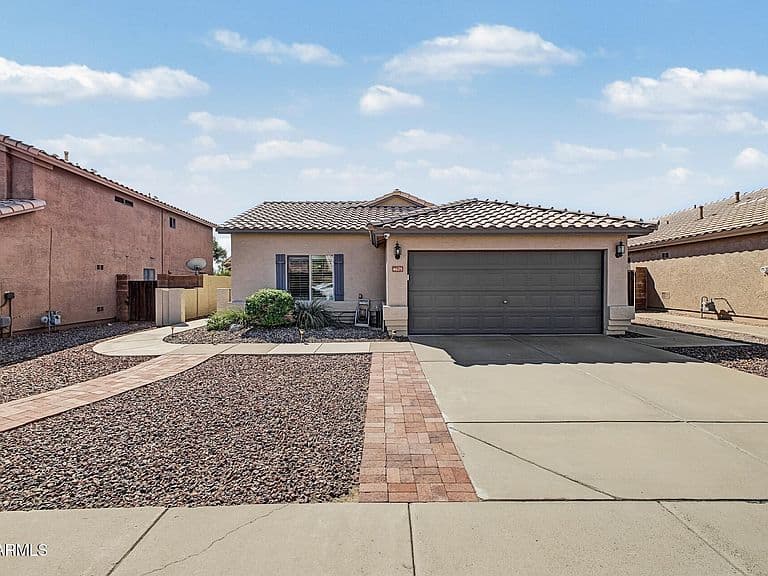 4675 E SUMMERHAVEN Drive photo 2