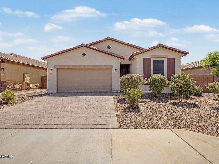 10817 W HADLEY Street photo 1