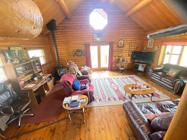 555 Crazy Woman Canyon Rd photo 5