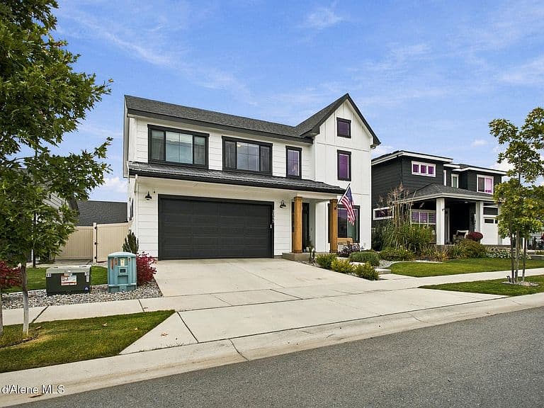 2035 W Moselle Dr photo 2