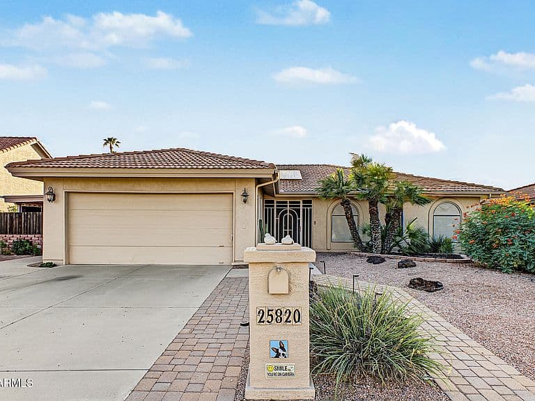 25820 S SADDLETREE Drive photo 1