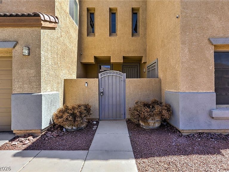 1509 Patrick Thomas Ct photo 4
