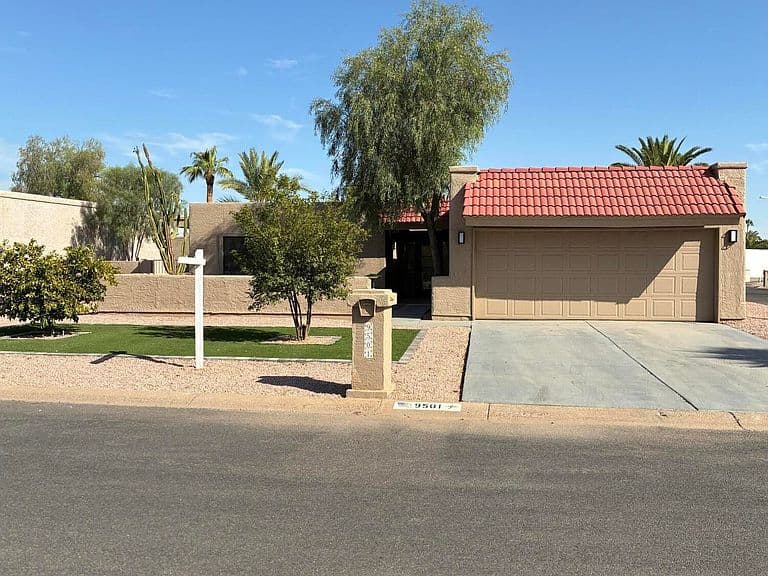 9501 E PALOMINO Place photo 2