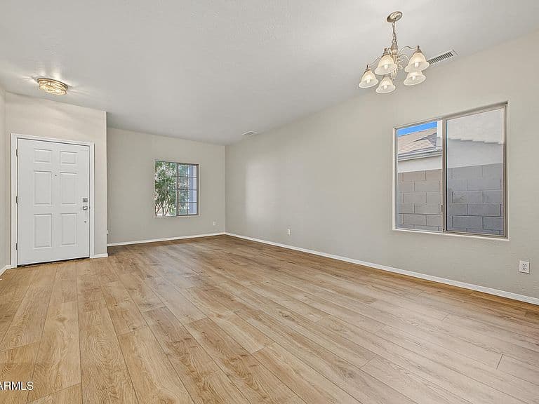 41576 N PALM SPRINGS Trail photo 3
