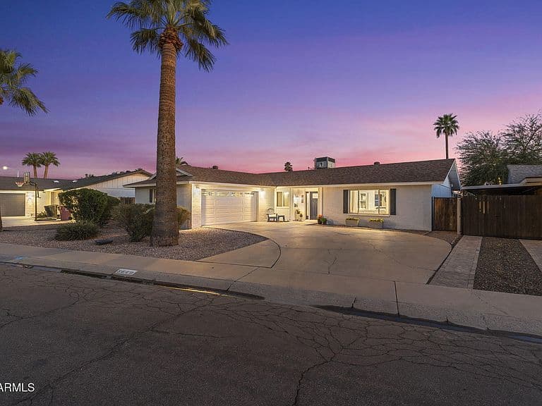 8649 E Buena Terra Way photo 1