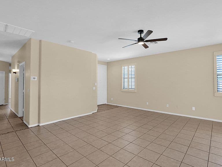 21067 E DESERT HILLS Circle photo 5