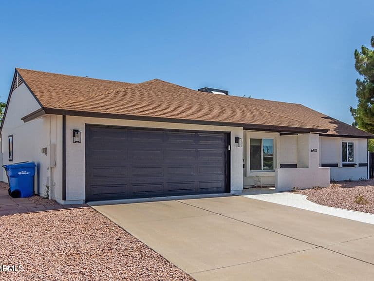 6401 E Kelton Lane photo 4