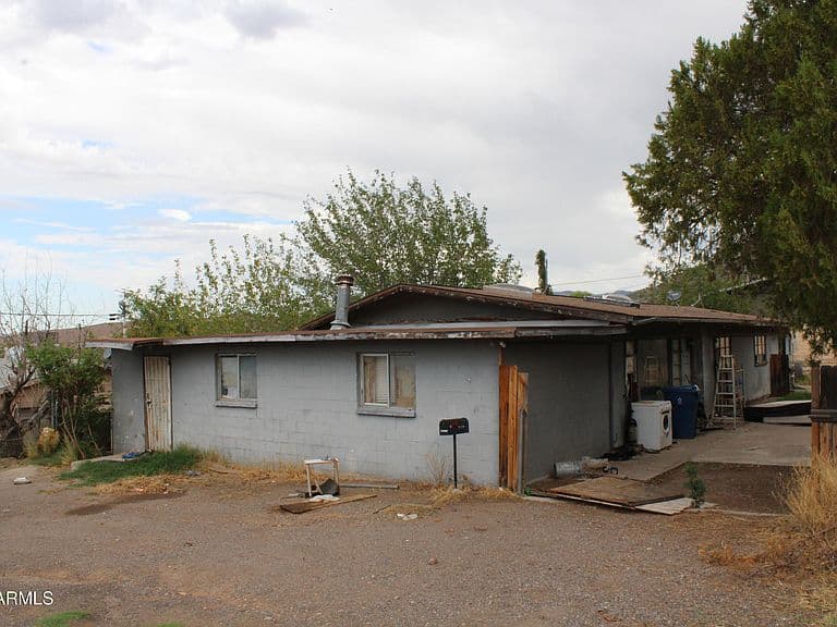 312 W GIBBS Street photo 1