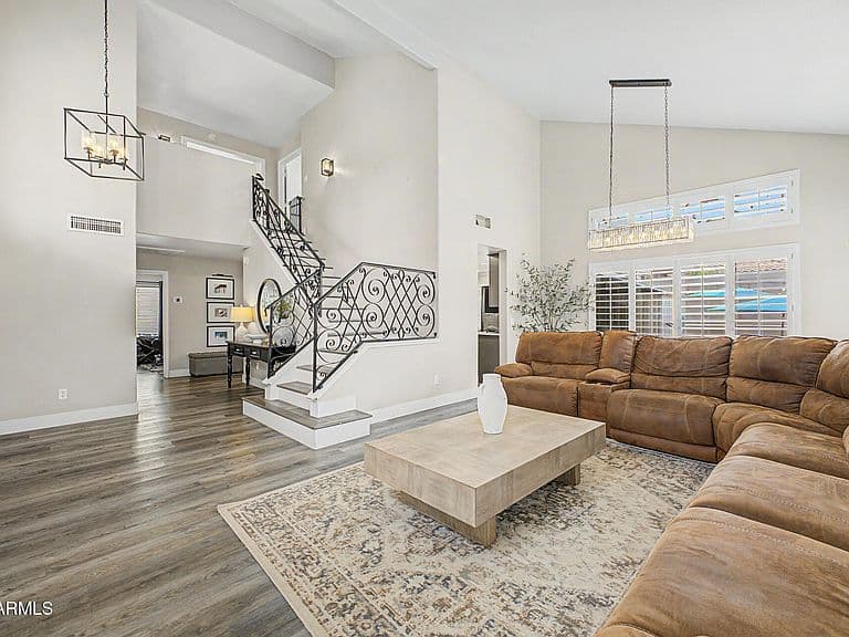 17418 N KIMBERLY Way photo 2