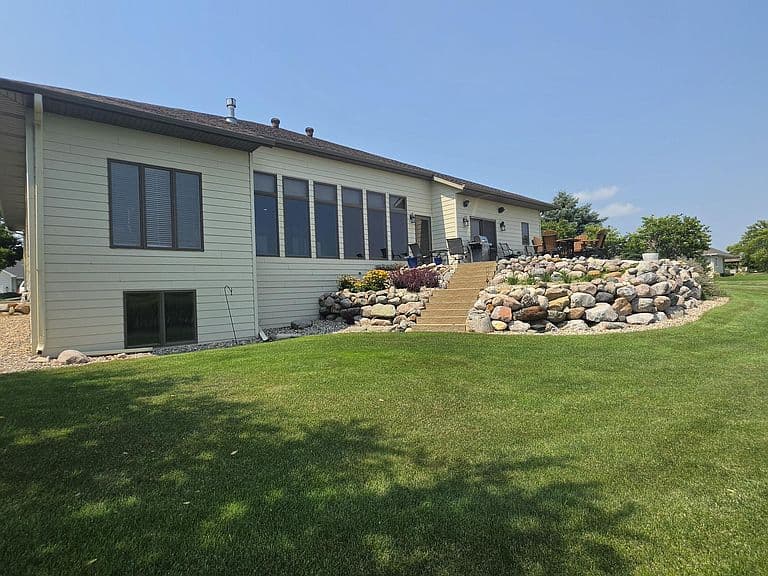 316 E Palmer Cir photo 4
