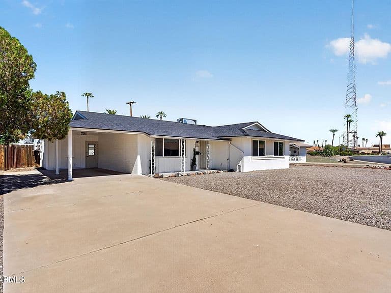 10856 W OAKMONT Drive photo 2