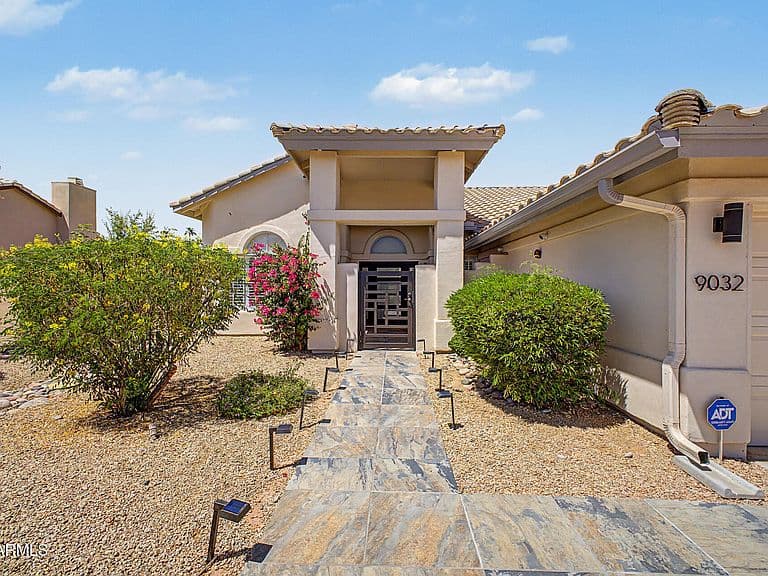 9032 E LARKSPUR Drive photo 4
