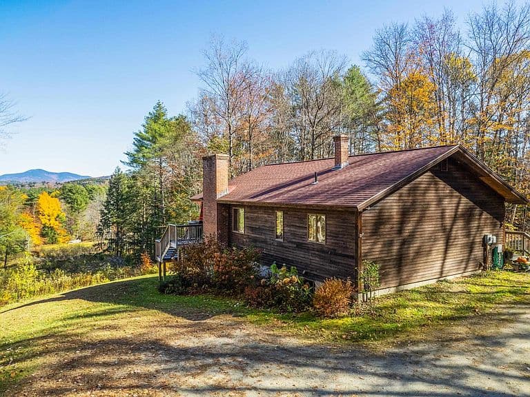 312 Tierney Road photo 2