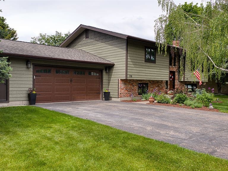 179 Arbour Dr photo 2