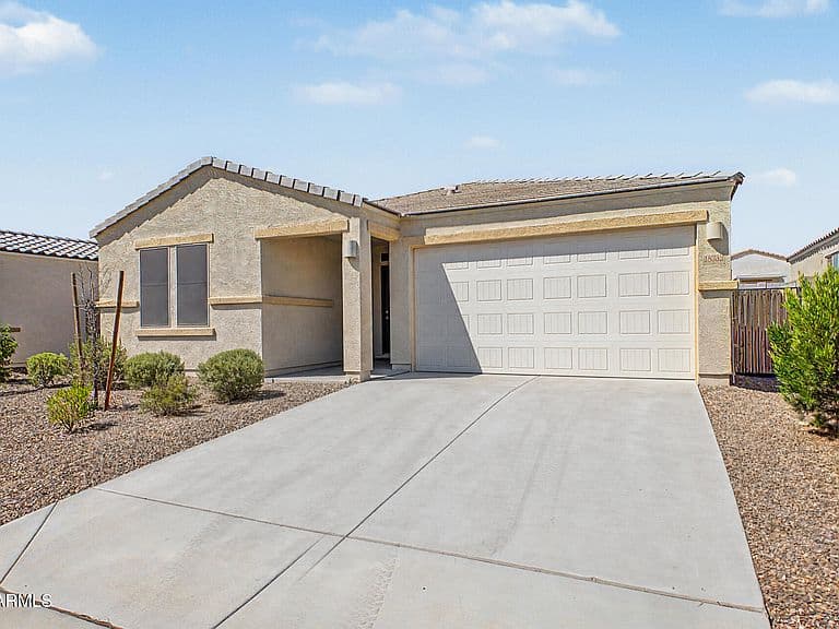 18352 E Eloisa Drive photo 1