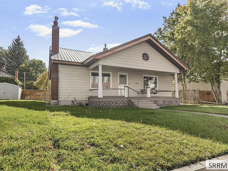 158 N Ridge Ave photo 2