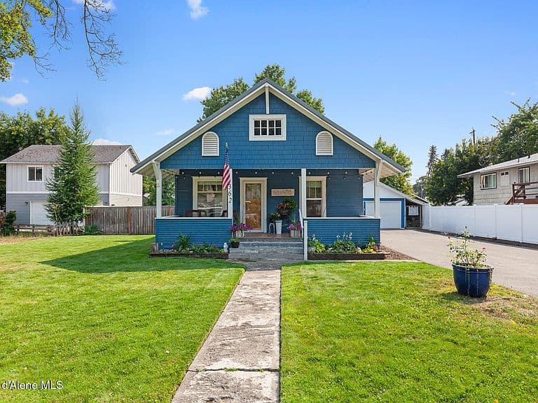 362 W Mill Ave photo 2