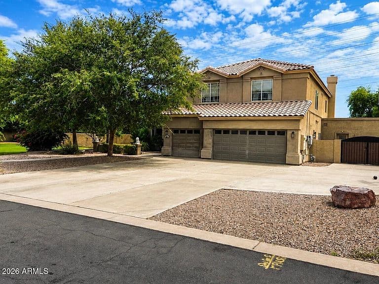 241 S Equestrian Court photo 2