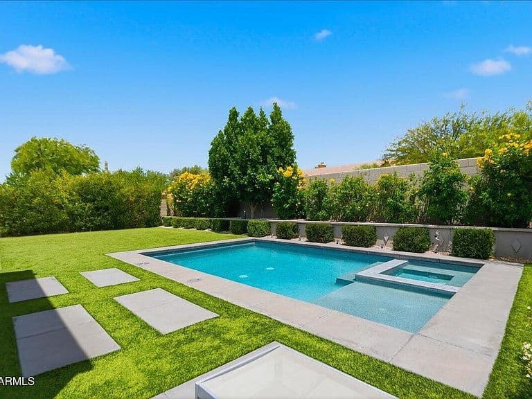 7548 E SANTA CATALINA Drive photo 4