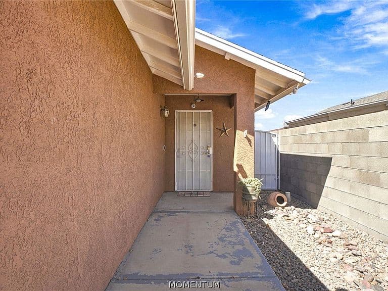 2623 Valentine Avenue photo 5