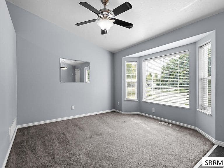 4225 E Birchwood Cir photo 4